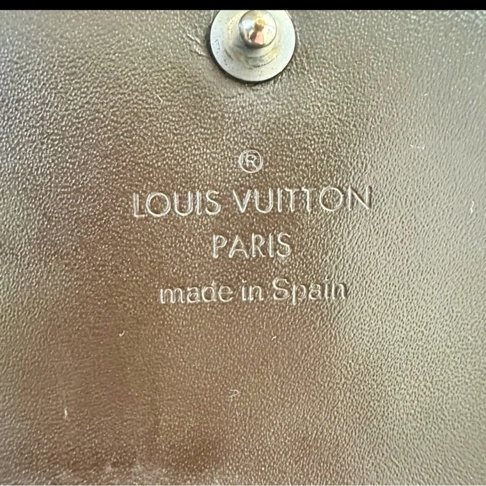 Louis Vuitton Epi Leather Long Wallet – Classic & Timeless W/Box & Dust bag.